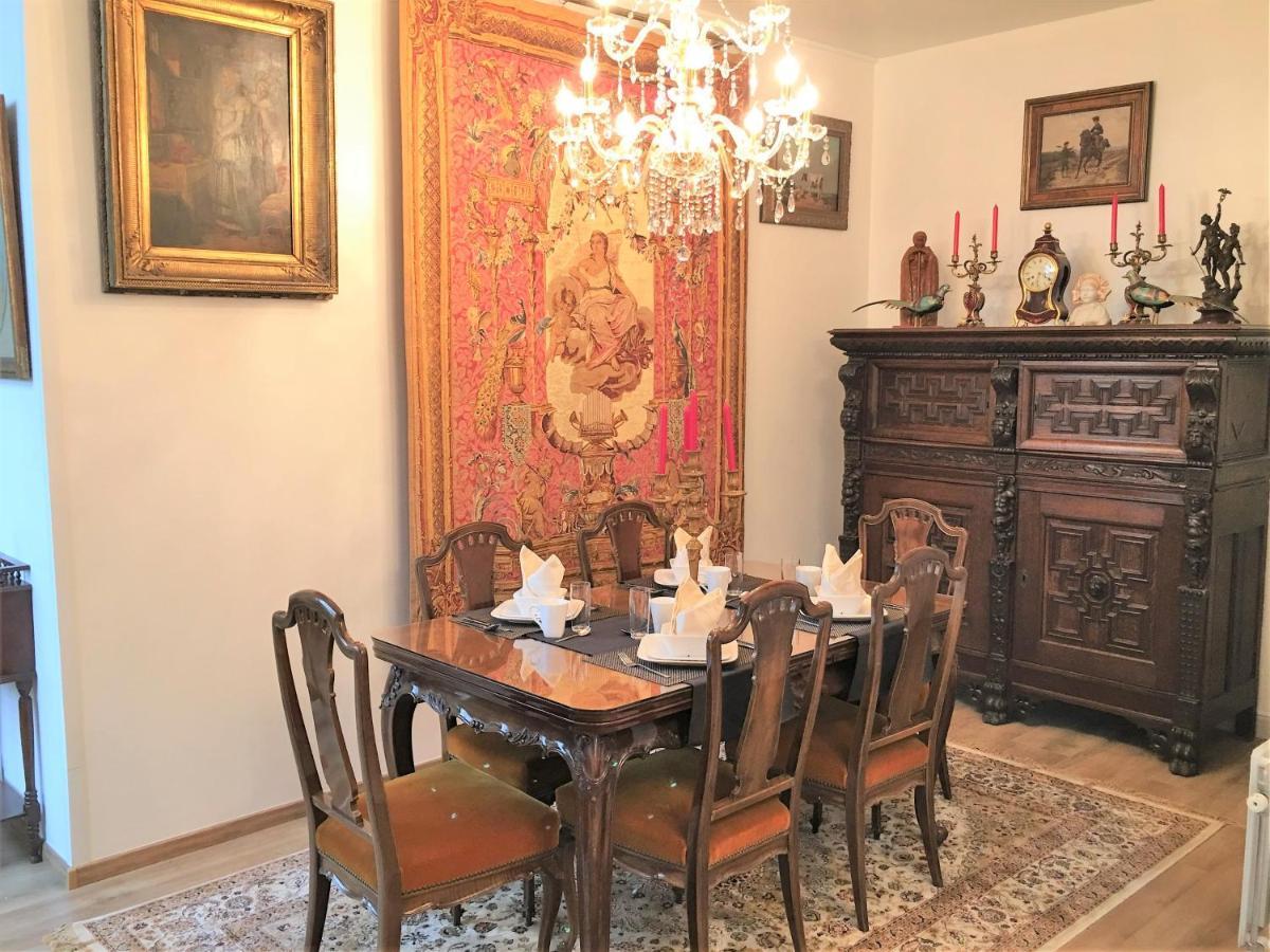 Koetshuis Bosdam Beveren  Bagian luar foto