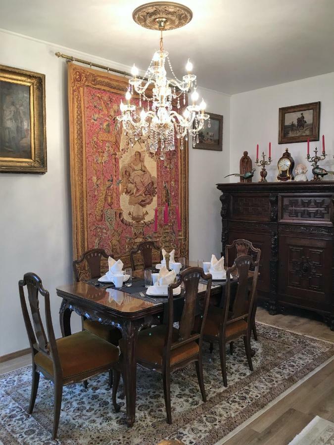 Koetshuis Bosdam Beveren  Bagian luar foto