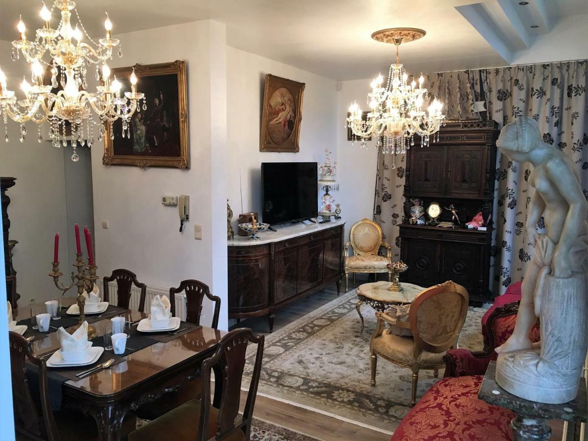 Koetshuis Bosdam Beveren  Bagian luar foto
