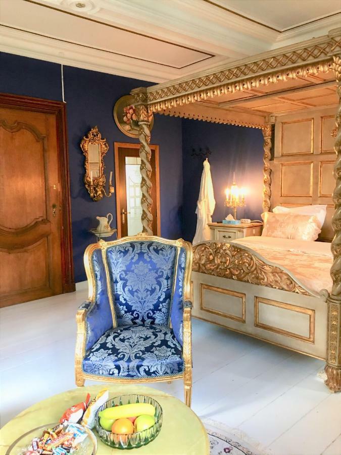 Koetshuis Bosdam Beveren  Bagian luar foto